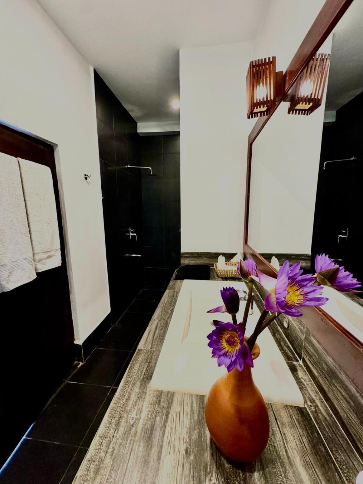 Sundaras Infinity Jungle Resort Dambulla Exterior photo